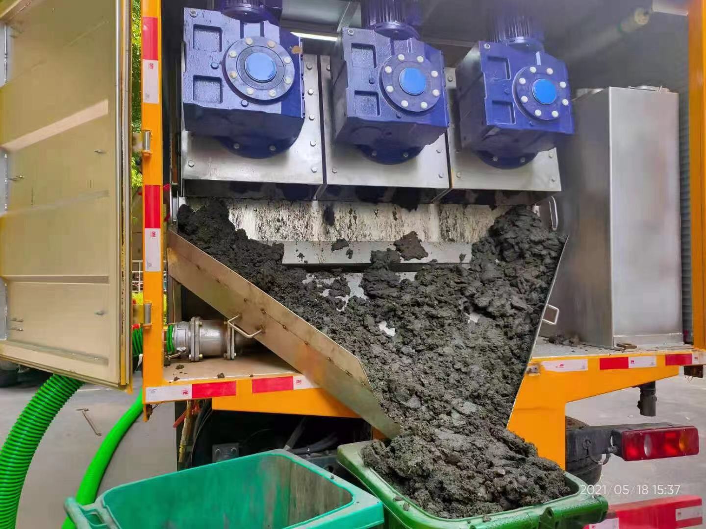 海头镇化粪池清掏城市维护站-泥浆净化干湿分离处理